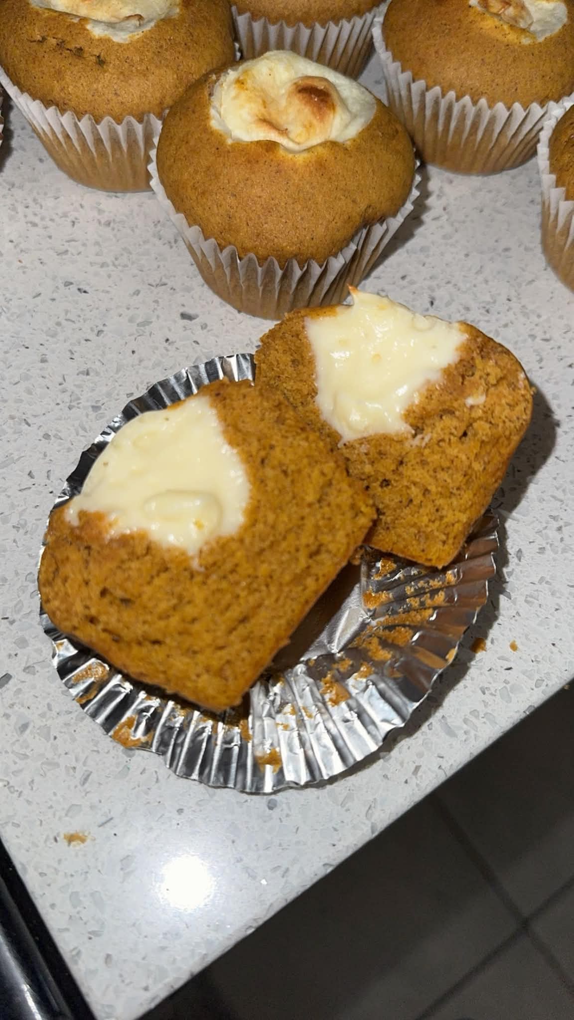 Viv’s cream cheese stuffed pumpkin muffins